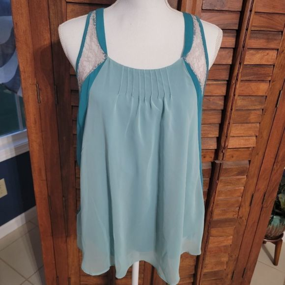 Lauren Conrad women's Blouse Top size medium Teal lace Sleeveless